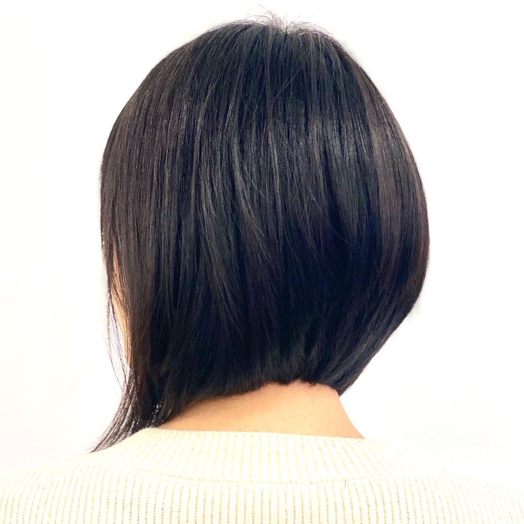 50 варіантів стрижок каре під кутом для 2025 року: як змінити образ без радикальних змін