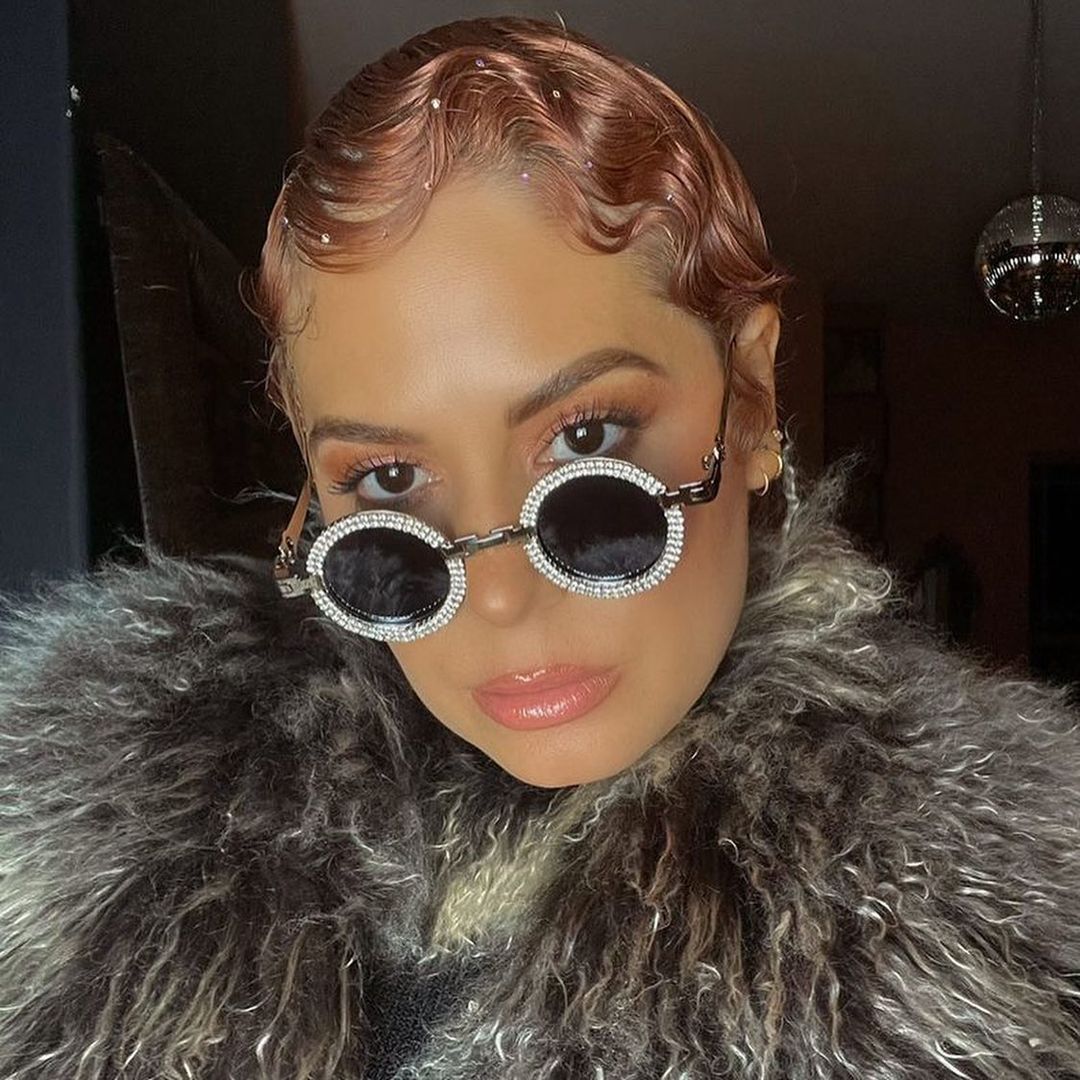 52 простые прически «пальчиковые волны», которые подчеркнут вашу естественную красоту в 2025 году