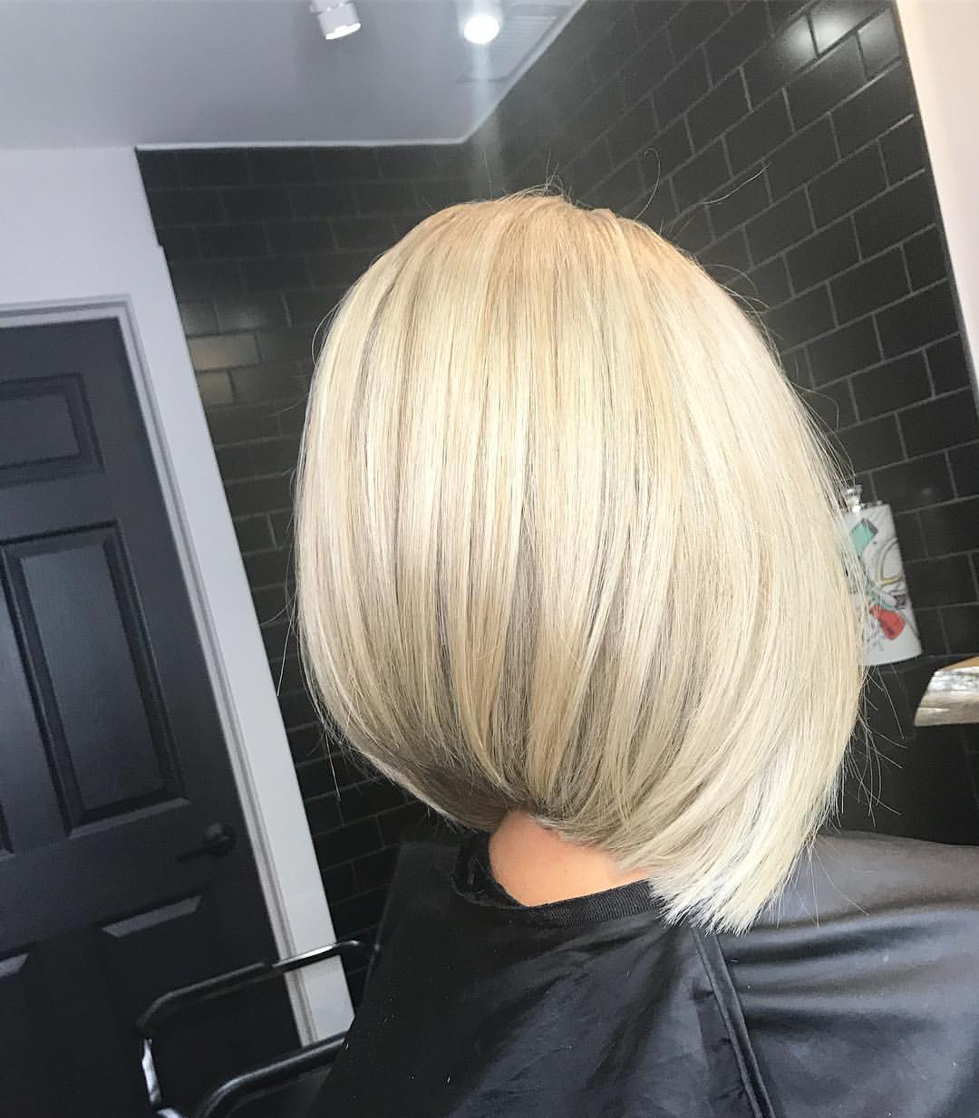 50 варіантів стрижок каре під кутом для 2025 року: як змінити образ без радикальних змін