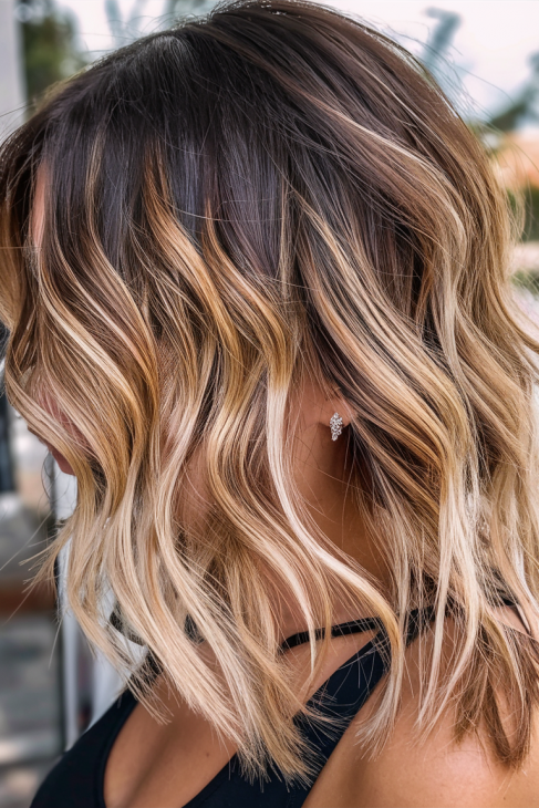 47 варіантів стрижок для жінок 40+ – змініть стиль та відчуйте себе молодшою