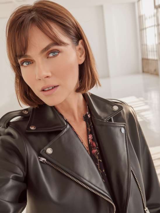 48 причин обратить внимание на модный lob haircut в 2025 году: стиль, практичность, идеальная длина