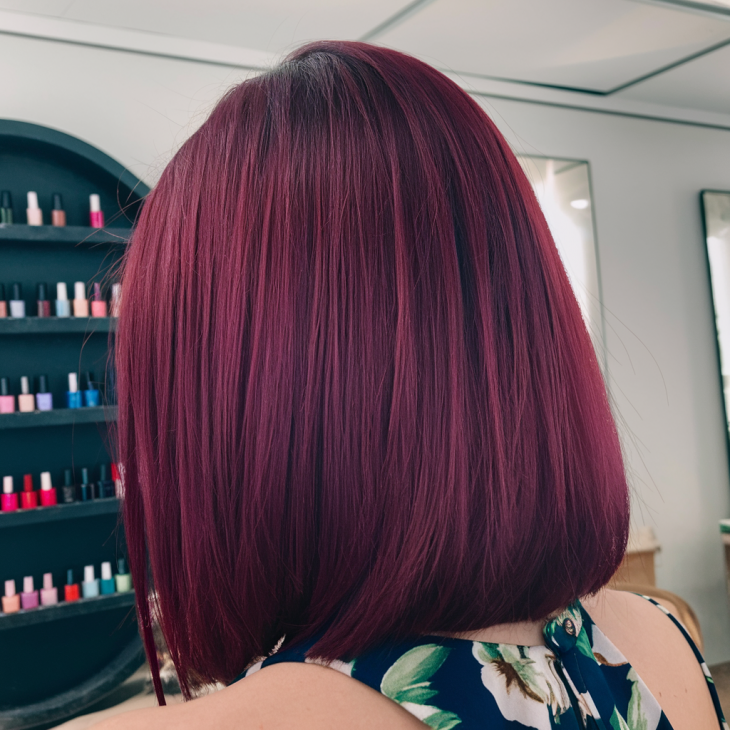47 розкішних відтінків бордового волосся 2025, зробіть свій образ незабутнім